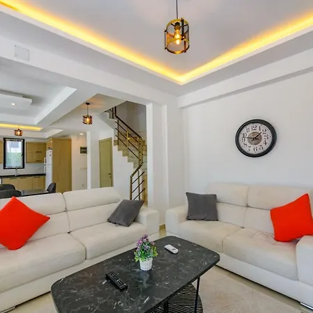 Atlantis - 4 Bedroom In Hisaronu 别墅 厄吕代尼兹