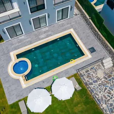 Вилла Atlantis - 4 Bedroom In Hisaronu