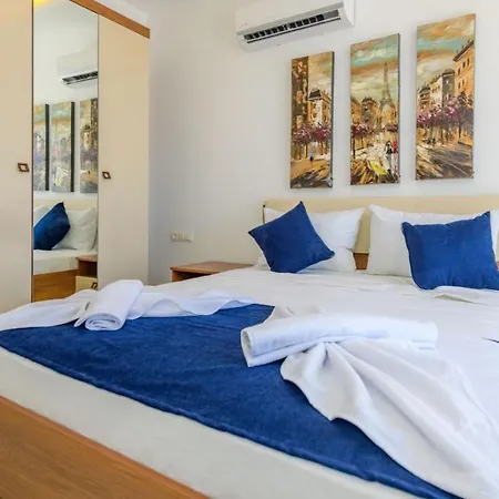 Atlantis - 4 Bedroom In Hisaronu Вилла Олудениз