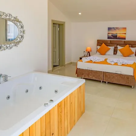 Atlantis - 4 Bedroom In Hisaronu Олудениз